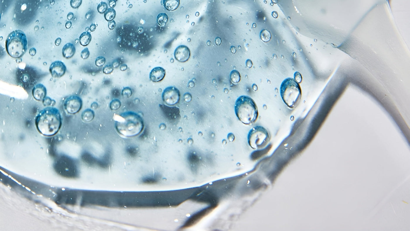 Niacinamide &amp; Hyaluronic Acid Anti-Aging Serum Benefits